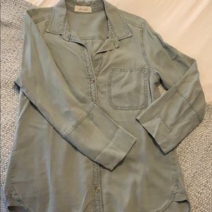 Bella Dahl Soft Collared Shirt